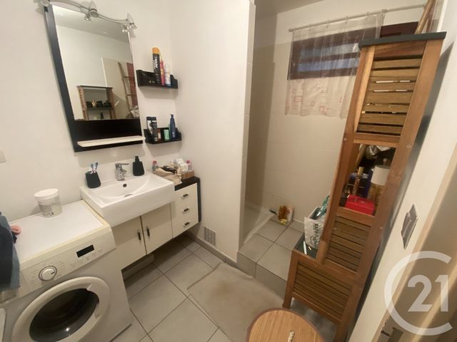 Appartement F2 à vendre - 2 pièces - 39.9 m2 - ST DENIS - 974 - REUNION - Century 21 Lancastel