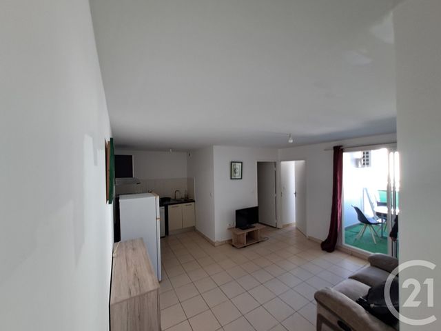 Appartement F2 à vendre - 2 pièces - 28.7 m2 - ST DENIS - 974 - REUNION - Century 21 Lancastel