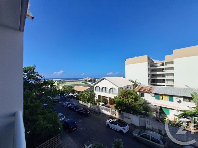 Appartement F2 à vendre - 2 pièces - 28.7 m2 - ST DENIS - 974 - REUNION - Century 21 Lancastel