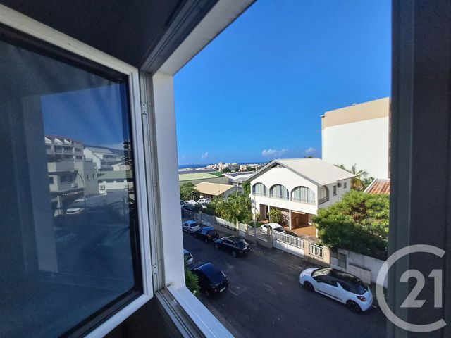 Appartement F2 à vendre - 2 pièces - 28.7 m2 - ST DENIS - 974 - REUNION - Century 21 Lancastel