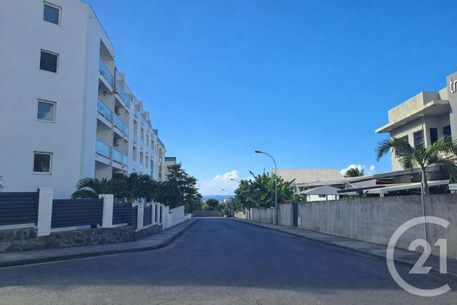 Appartement F2 à vendre - 2 pièces - 28.7 m2 - ST DENIS - 974 - REUNION - Century 21 Lancastel