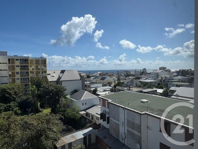 Appartement Studio à vendre - 1 pièce - 36.0 m2 - ST DENIS - 974 - REUNION - Century 21 Lancastel