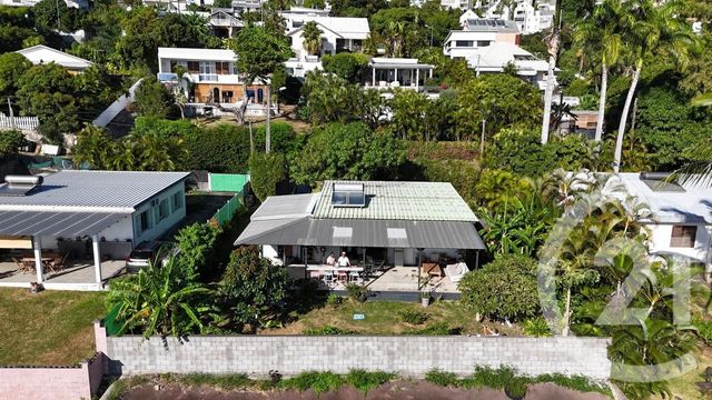 maison à vendre - 4 pièces - 88.09 m2 - ST DENIS - 974 - REUNION - Century 21 Lancastel