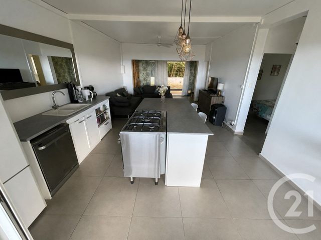maison à vendre - 4 pièces - 88.09 m2 - ST DENIS - 974 - REUNION - Century 21 Lancastel
