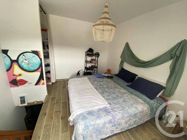 Appartement F2 à vendre - 2 pièces - 32.81 m2 - ST DENIS - 974 - REUNION - Century 21 Lancastel