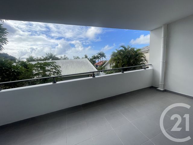 Appartement F3 à vendre - 3 pièces - 64.8 m2 - ST DENIS - 974 - REUNION - Century 21 Lancastel