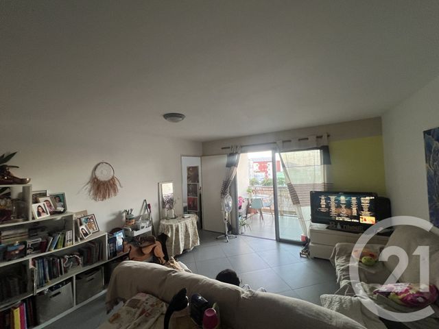 Appartement F2 à vendre - 2 pièces - 48.18 m2 - ST DENIS - 974 - REUNION - Century 21 Lancastel