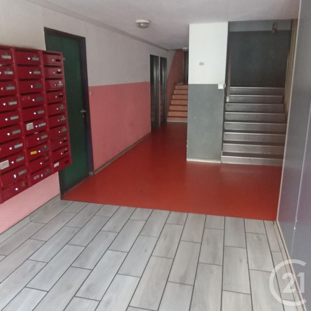 Appartement Duplex à vendre - 2 pièces - 31.24 m2 - ST DENIS - 974 - REUNION - Century 21 Lancastel