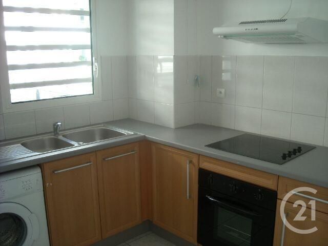 Appartement F2 à vendre - 2 pièces - 46.23 m2 - ST DENIS - 974 - REUNION - Century 21 Lancastel