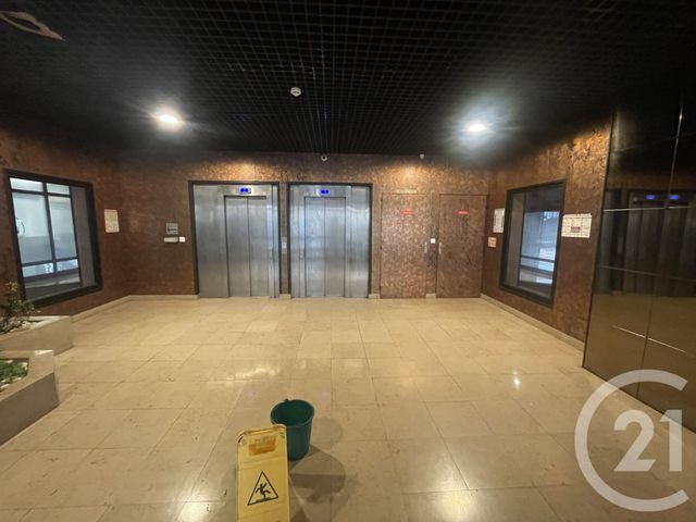 Appartement F2 à vendre - 2 pièces - 43.1 m2 - ST DENIS - 974 - REUNION - Century 21 Lancastel
