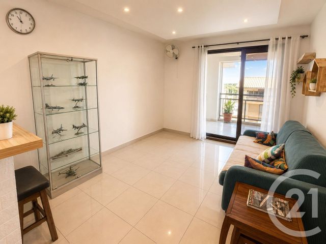 Appartement F2 à vendre - 2 pièces - 43.1 m2 - ST DENIS - 974 - REUNION - Century 21 Lancastel