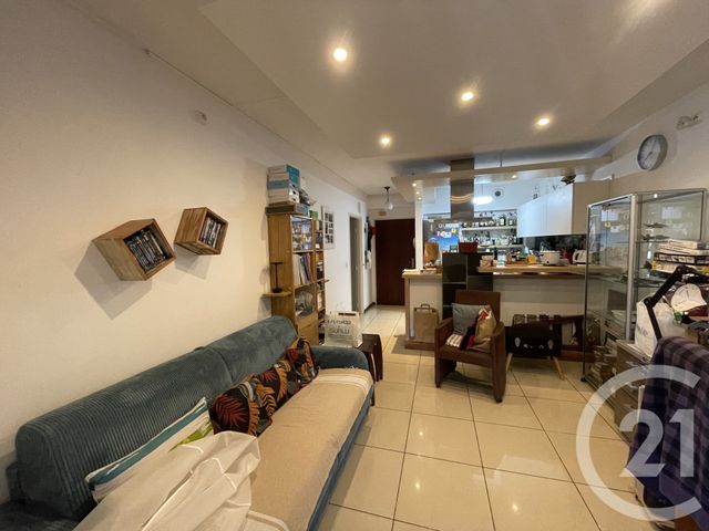 Appartement F2 à vendre - 2 pièces - 43.1 m2 - ST DENIS - 974 - REUNION - Century 21 Lancastel