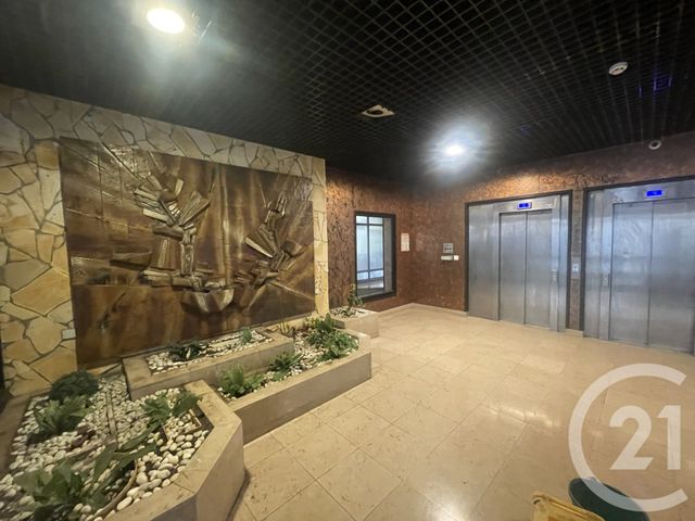 Appartement F2 à vendre - 2 pièces - 43.1 m2 - ST DENIS - 974 - REUNION - Century 21 Lancastel