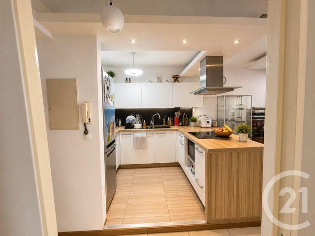 Appartement F2 à vendre - 2 pièces - 43.1 m2 - ST DENIS - 974 - REUNION - Century 21 Lancastel