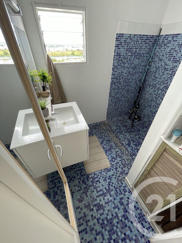 Appartement F2 à vendre - 2 pièces - 49.26 m2 - LA POSSESSION - 974 - REUNION - Century 21 Lancastel
