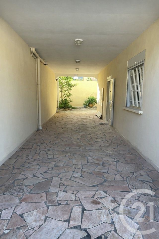 maison à vendre - 8 pièces - 352.01 m2 - ST DENIS - 974 - REUNION - Century 21 Lancastel