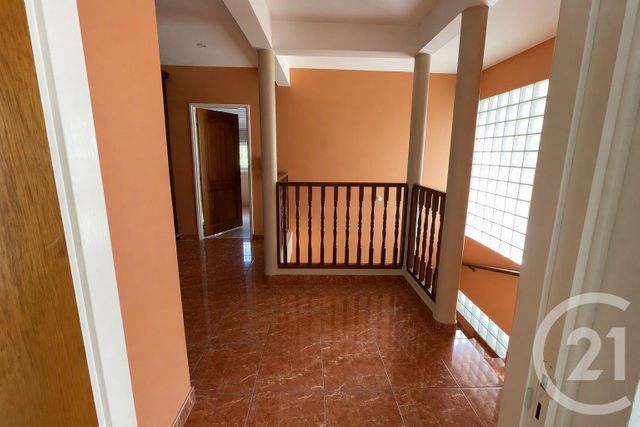 maison à vendre - 8 pièces - 352.01 m2 - ST DENIS - 974 - REUNION - Century 21 Lancastel