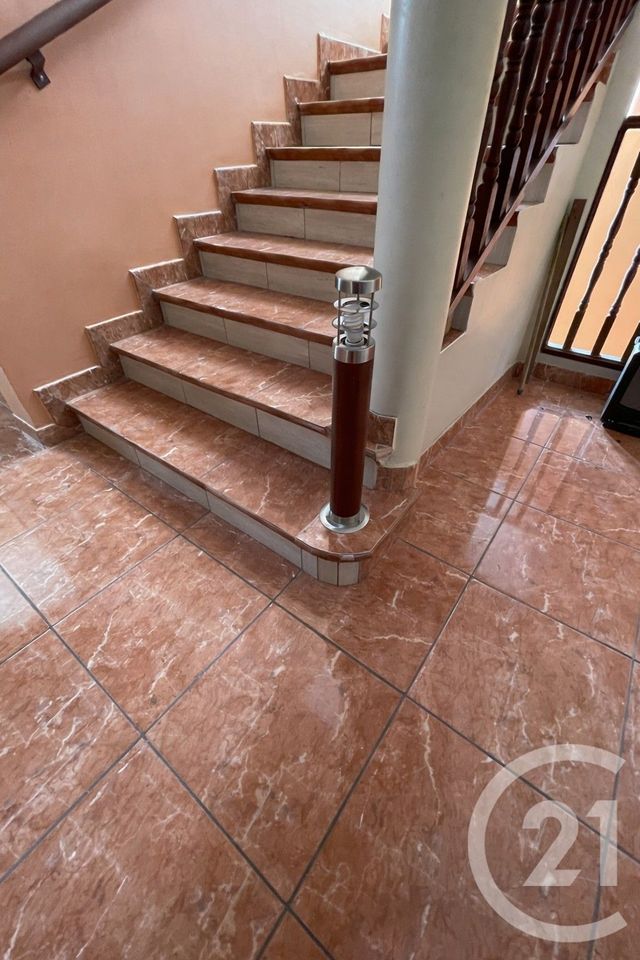 maison à vendre - 8 pièces - 352.01 m2 - ST DENIS - 974 - REUNION - Century 21 Lancastel