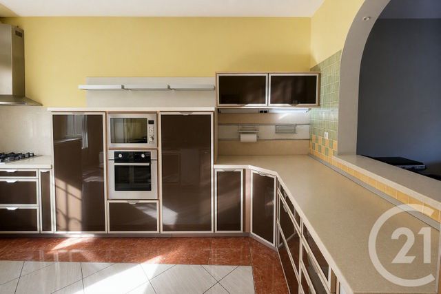 maison à vendre - 8 pièces - 352.01 m2 - ST DENIS - 974 - REUNION - Century 21 Lancastel
