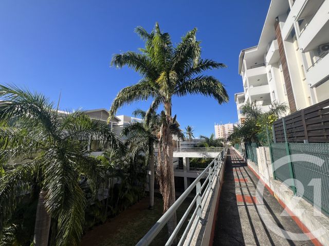 Appartement F1 à vendre ST DENIS