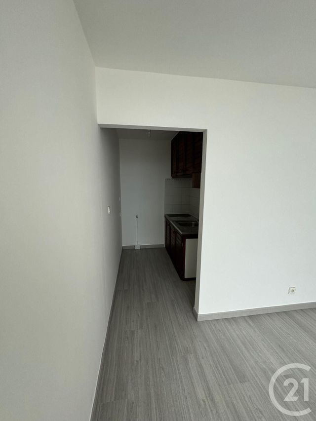 Appartement F1 à vendre - 1 pièce - 33.0 m2 - ST DENIS - 974 - REUNION - Century 21 Lancastel