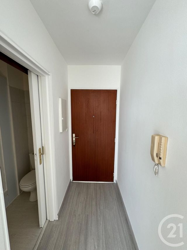 Appartement F1 à vendre - 1 pièce - 33.0 m2 - ST DENIS - 974 - REUNION - Century 21 Lancastel