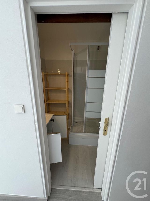 Appartement F1 à vendre - 1 pièce - 33.0 m2 - ST DENIS - 974 - REUNION - Century 21 Lancastel