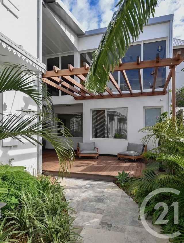 maison à vendre - 15 pièces - 264.0 m2 - ST DENIS - 974 - REUNION - Century 21 Lancastel
