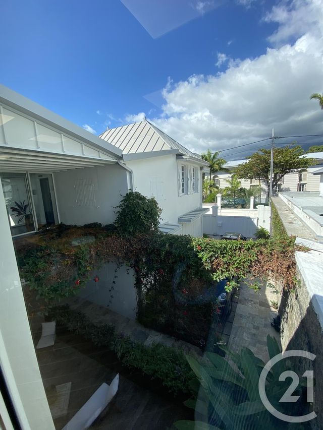 maison à vendre - 15 pièces - 264.0 m2 - ST DENIS - 974 - REUNION - Century 21 Lancastel
