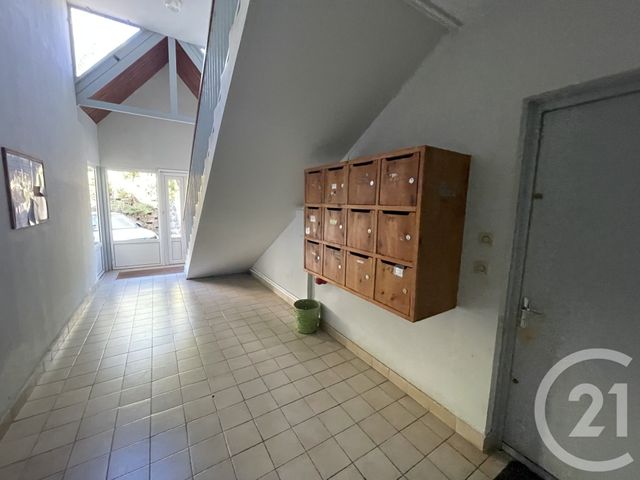 Appartement F1 à vendre - 1 pièce - 30.96 m2 - ST DENIS - 974 - REUNION - Century 21 Lancastel