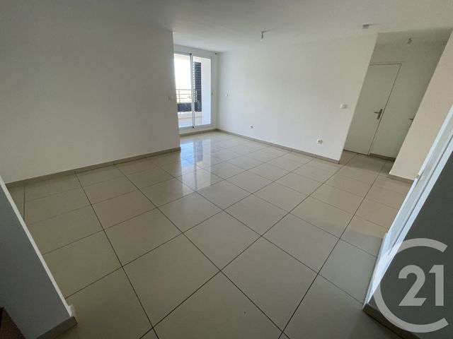 Appartement F3 à vendre - 3 pièces - 63.42 m2 - ST DENIS - 974 - REUNION - Century 21 Lancastel