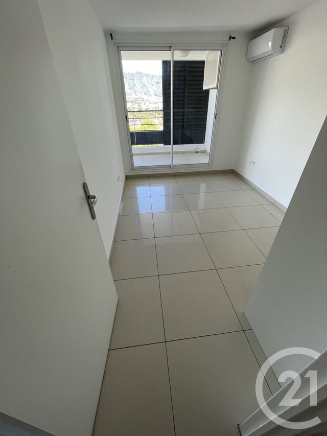 Appartement F3 à vendre - 3 pièces - 63.42 m2 - ST DENIS - 974 - REUNION - Century 21 Lancastel