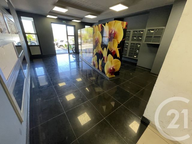 Appartement F3 à vendre - 3 pièces - 63.42 m2 - ST DENIS - 974 - REUNION - Century 21 Lancastel