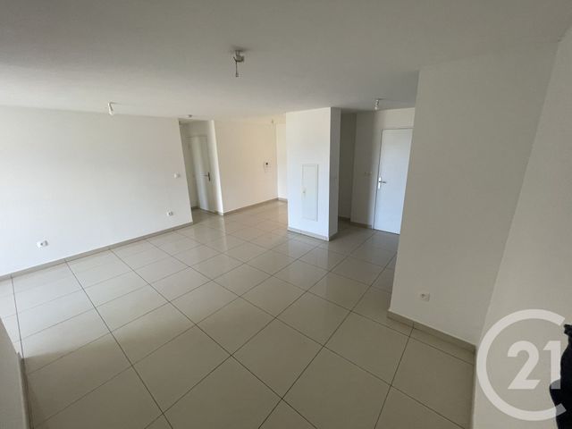 Appartement F3 à vendre - 3 pièces - 63.42 m2 - ST DENIS - 974 - REUNION - Century 21 Lancastel