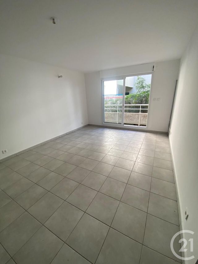 Appartement F2 à vendre - 2 pièces - 45.74 m2 - ST DENIS - 974 - REUNION - Century 21 Lancastel
