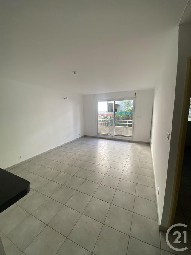 Appartement F2 à vendre - 2 pièces - 45.74 m2 - ST DENIS - 974 - REUNION - Century 21 Lancastel