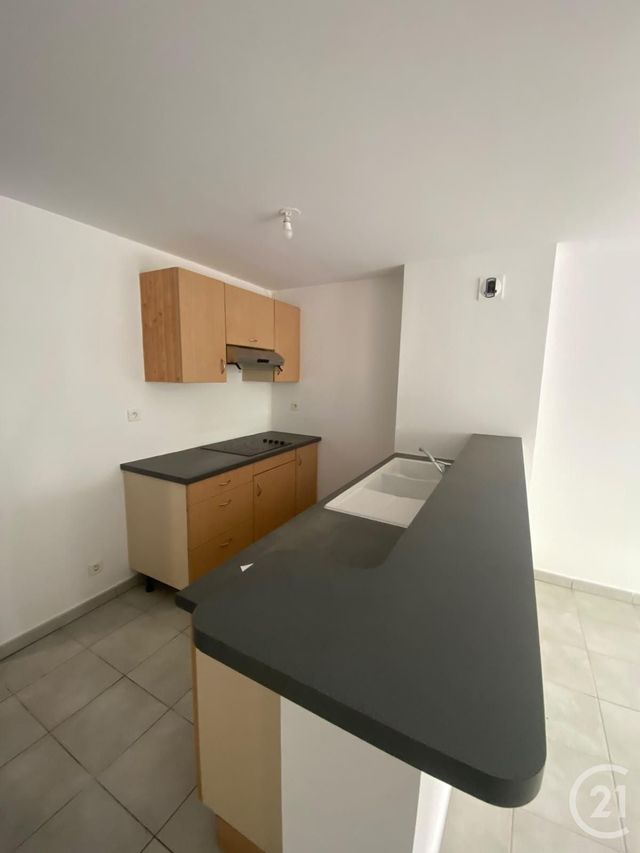 Appartement F2 à vendre - 2 pièces - 45.74 m2 - ST DENIS - 974 - REUNION - Century 21 Lancastel