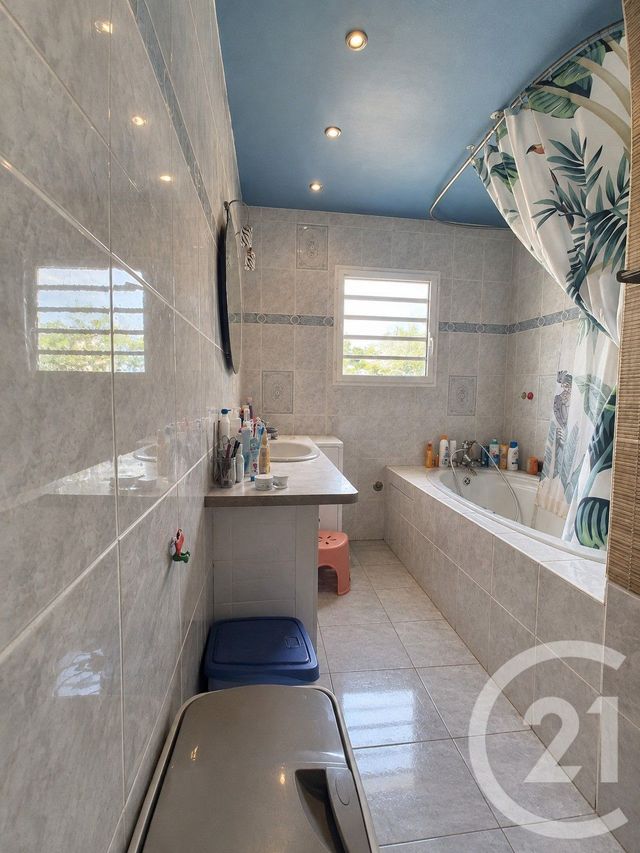 maison à vendre - 7 pièces - 148.71 m2 - STE MARIE - 974 - REUNION - Century 21 Lancastel