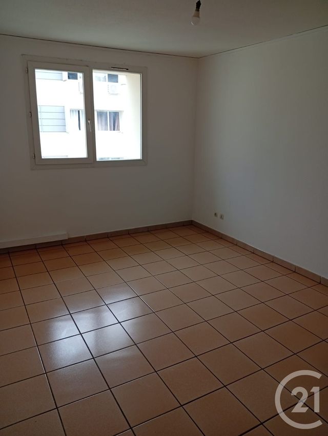 Appartement Studio à vendre - 1 pièce - 26.8 m2 - ST DENIS - 974 - REUNION - Century 21 Lancastel