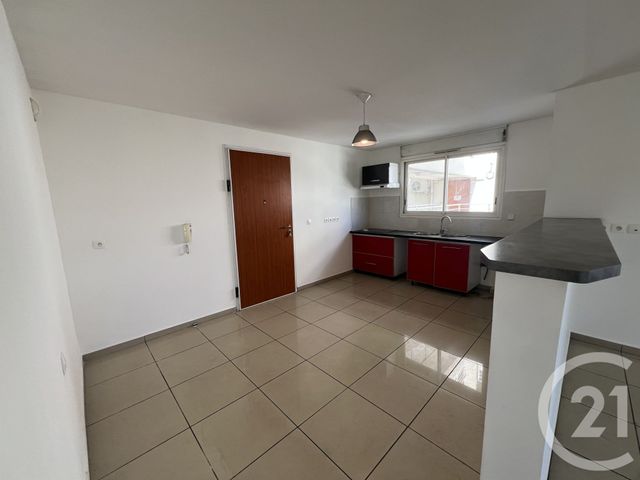 Appartement F4 à vendre - 4 pièces - 100.75 m2 - ST DENIS - 974 - REUNION - Century 21 Lancastel