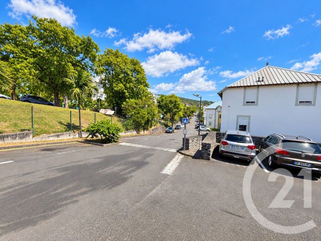 Appartement F3 à vendre - 3 pièces - 67.0 m2 - ST DENIS - 974 - REUNION - Century 21 Lancastel