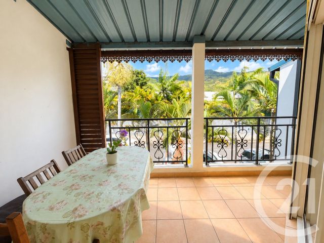 Appartement F3 à vendre - 3 pièces - 67.0 m2 - ST DENIS - 974 - REUNION - Century 21 Lancastel