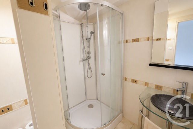 Appartement F1 à vendre - 3 pièces - 60.29 m2 - ST PAUL - 974 - REUNION - Century 21 Lancastel