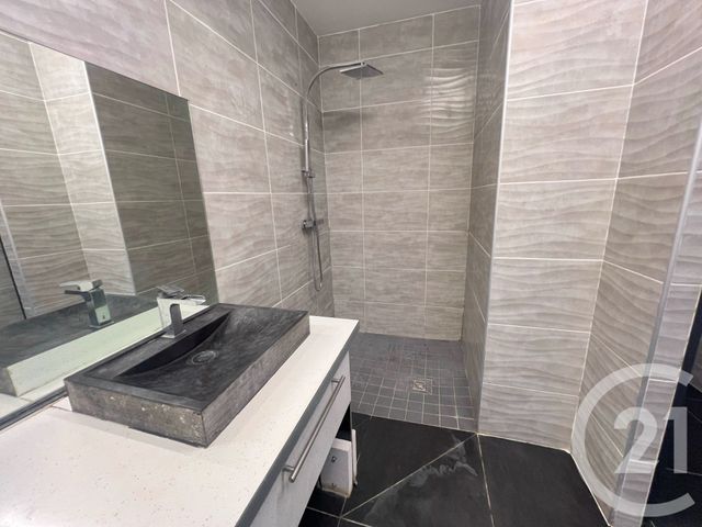 Appartement F4 à vendre - 4 pièces - 136.59 m2 - ST DENIS - 974 - REUNION - Century 21 Lancastel