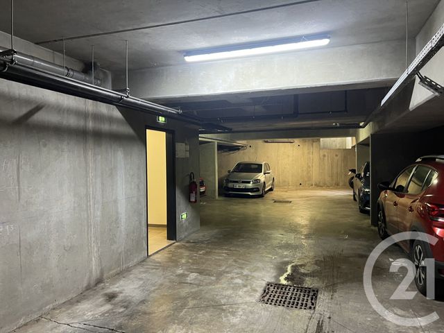 Appartement F4 à vendre - 4 pièces - 136.59 m2 - ST DENIS - 974 - REUNION - Century 21 Lancastel