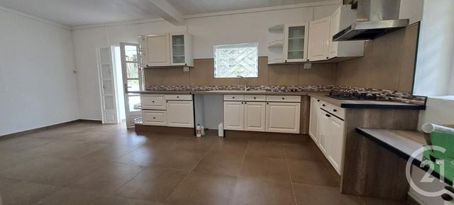 Appartement F3 bis à louer - 4 pièces - 117.1 m2 - STE SUZANNE - 974 - REUNION - Century 21 Lancastel