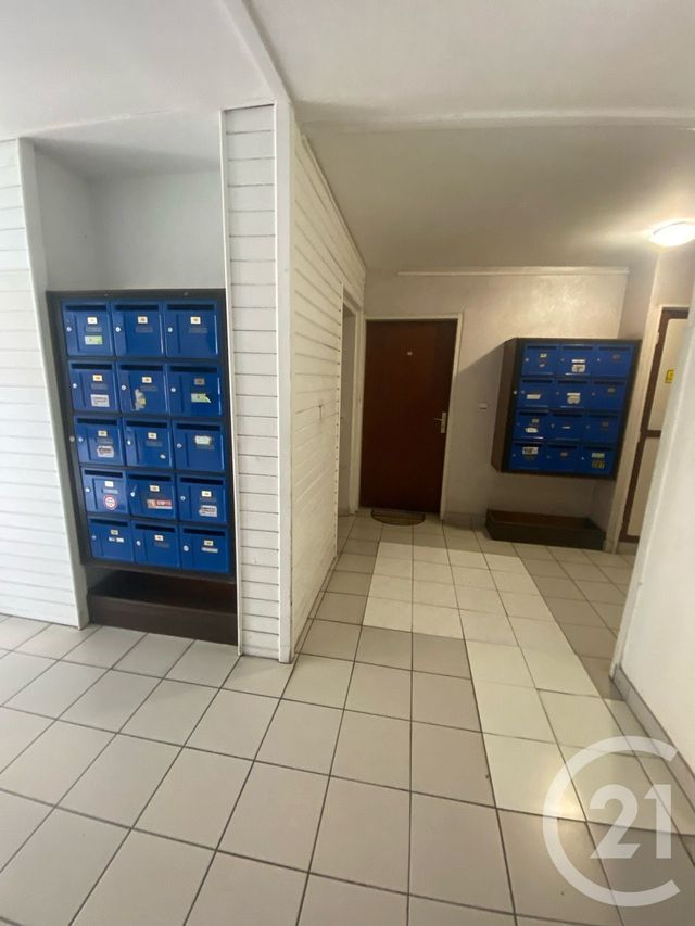 Appartement F1 à vendre - 1 pièce - 32.0 m2 - ST DENIS - 974 - REUNION - Century 21 Lancastel