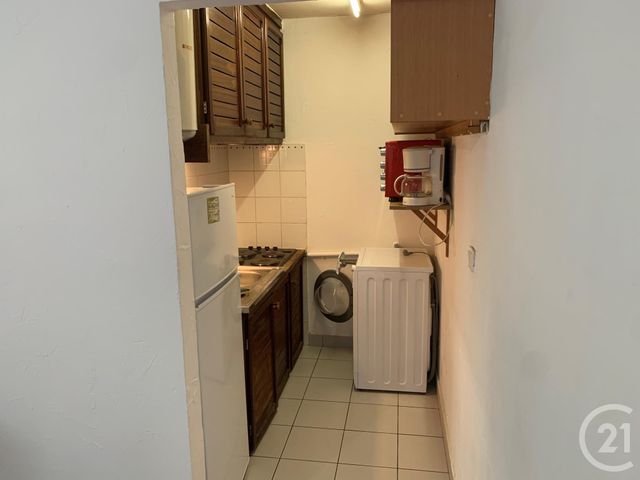 Appartement F1 à vendre - 1 pièce - 32.0 m2 - ST DENIS - 974 - REUNION - Century 21 Lancastel