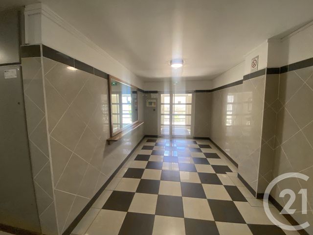 Appartement F4 à vendre - 4 pièces - 97.0 m2 - ST DENIS - 974 - REUNION - Century 21 Lancastel